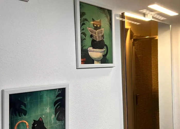 Sottosopra - In Centro A Piedi アパート フェラーラ